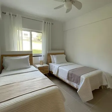 Apartment Alegria #2 - Steps To The Ocean! Capelo